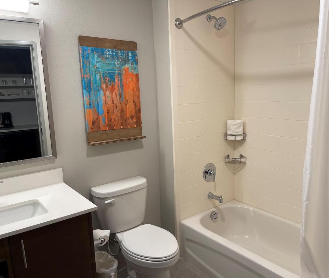 Mainstay Downtown Area Hotel